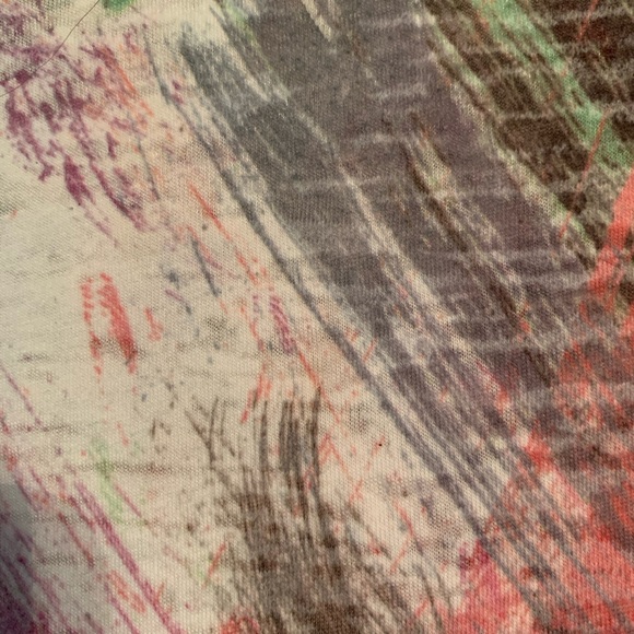 T Shirt Daytrip brand multi color. - Picture 3 of 3